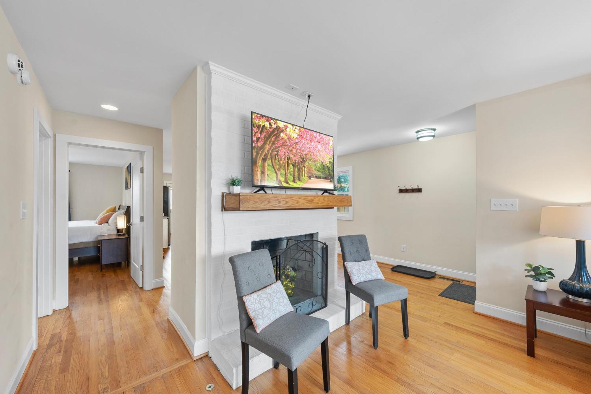 Charming Dt 3-Bed Bungalow With Fenced-In Yard Raleigh Exterior foto